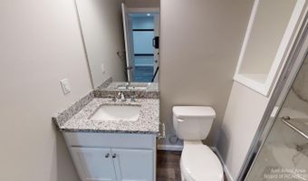 2794 Ashcombe Dr, Ann Arbor, MI 48105