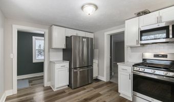 182 40th St, Allegan, MI 49010