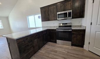 1897 Brynwood Ave, Chubbuck, ID 83202