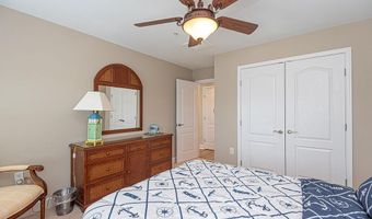 10900 HOLYSTONE Ln 301, Berlin, MD 21811