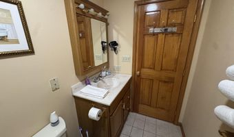 154 Bishop Cir, Albrightsville, PA 18210