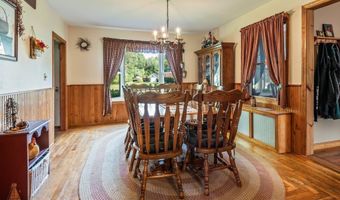 89 Elm St, Blackstone, MA 01504