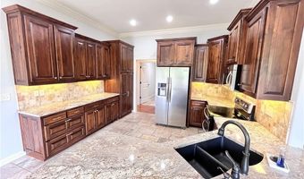 16 Carole Rae Ln, Bella Vista, AR 72714
