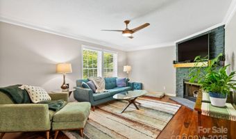 84 Varnadore Dr, Arden, NC 28704
