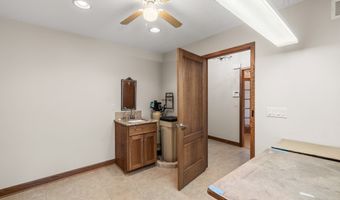 1403 Maple Dr, Adel, IA 50003