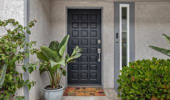 2819 Unicornio St, Carlsbad, CA 92009