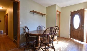 12012 Silver Creek Rd, Alhambra, IL 62001
