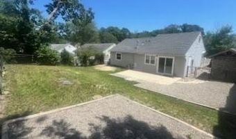 142 Village Dr, Barnegat, NJ 08005