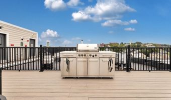 256 Dorchester St 402, Boston, MA 02127