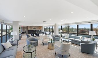 4390 LORCOM Ln #402, Arlington, VA 22207