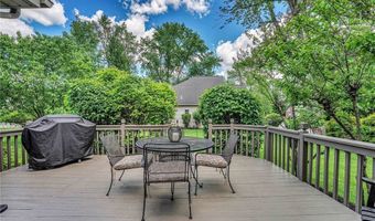 23 Gatehouse Ln, Amherst, NY 14051