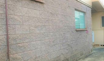 1430 Gulick Ave B, Honolulu, HI 96819