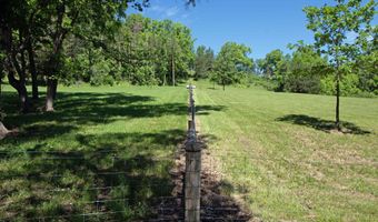 7040 Loy Rd, Arena, WI 53503