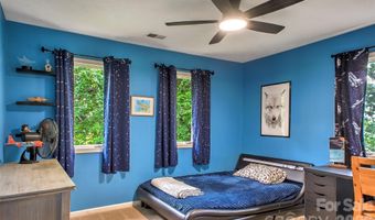 53 Braddock Way, Asheville, NC 28803