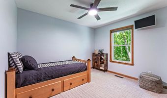 20 Syston Ln, Bella Vista, AR 72714