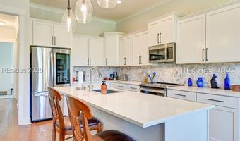 9 Bass Creek Ln, Bluffton, SC 29910