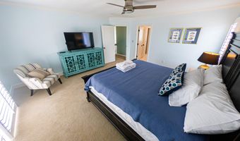 109 Island Quay Ct, Atlantic Beach, NC 28512