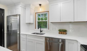 127 Steere St, Attleboro, MA 02703