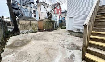 21 S Spray Ave, Atlantic City, NJ 08401