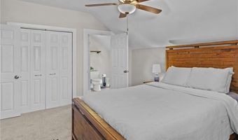 57 Maple Ave, Johnston, RI 02919