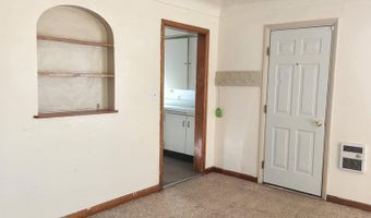 204 Grand Ave, Arco, ID 83213