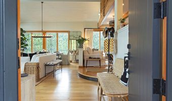 14833 Sunburst Dr, Bigfork, MT 59911