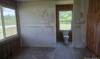 1127 N Mountain St, Blacksburg, SC 29702
