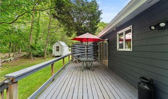 35 Bow Run, Narragansett, RI 02874
