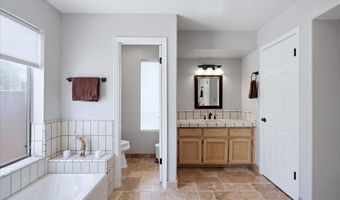 9427 E HERE TO THERE Dr, Carefree, AZ 85377