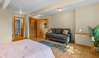 1042 Oak Knoll Dr, Ashland, OR 97520