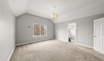 875 Cascades Dr, Aurora, OH 44202