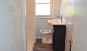 144 W Main St, Albion, IL 62806