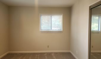 236 TAYLOR RUN Pkwy 8, Alexandria, VA 22314
