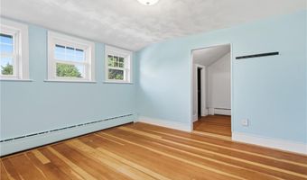 36 Harris Ave, Johnston, RI 02919