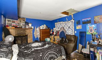 81 Elm St, Beachwood, NJ 08722