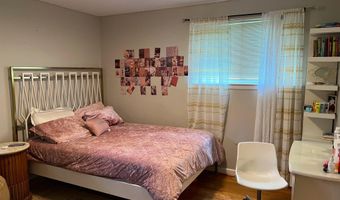 6305 TONE Dr, Bethesda, MD 20817
