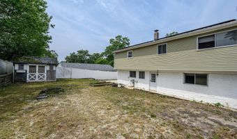 701 Beach Ave, Beachwood, NJ 08722