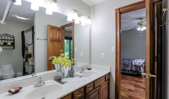 940 E County Road 825 N, Bainbridge, IN 46105