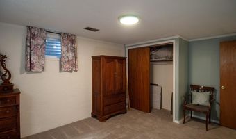922 ARAPAHO St, Cheyenne, WY 82009