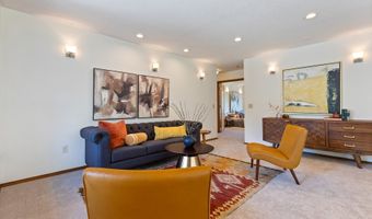 21805 BOONES FERRY Rd, Aurora, OR 97002