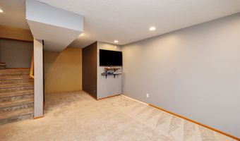 3213 SW Townpark Cir, Ankeny, IA 50023