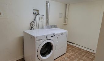 506 Forest Brook Dr, Absecon, NJ 08205