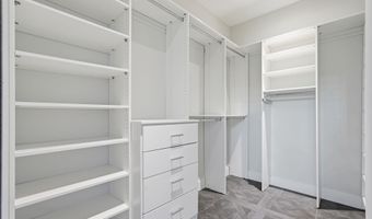 6600 RESERVES HILL Ct, Annandale, VA 22003