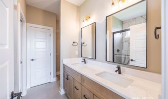 610 Ellis Cir, Adel, IA 50003