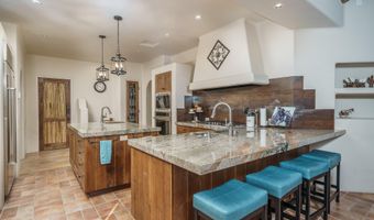 8601 E CAREFREE Dr, Carefree, AZ 85377