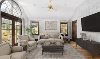 90 Putnam Pike, Johnston, RI 02919
