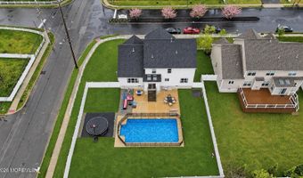 1 Prairie Ln, Bayville, NJ 08721