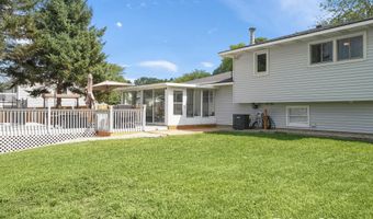 9049 VICTOR Ave, Jenison, MI 49428