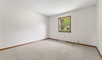 117 Taylor Woods Rd, Belgrade, ME 04917