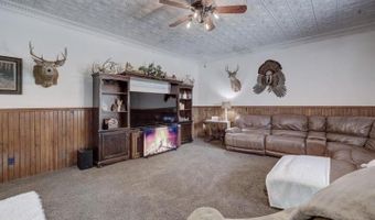 1418 Cleveland Ave, Baxter Springs, KS 66713